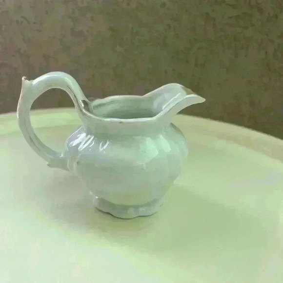Vintage Floral Japan Teapot - Picture 3 of 6